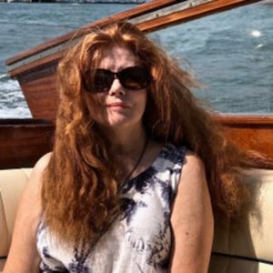 Meet your Posher, Posh